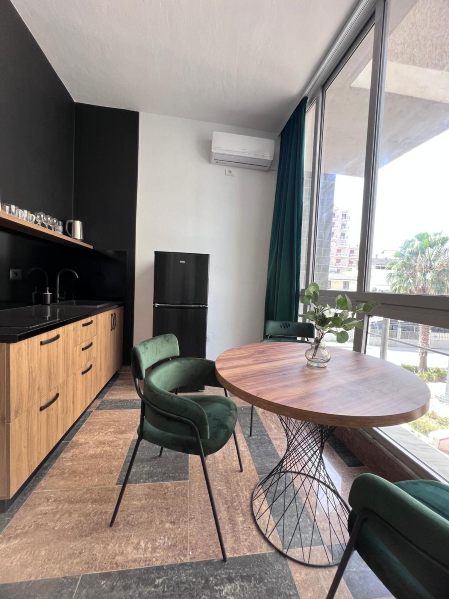 Cactus Apartments Durres Exterior photo